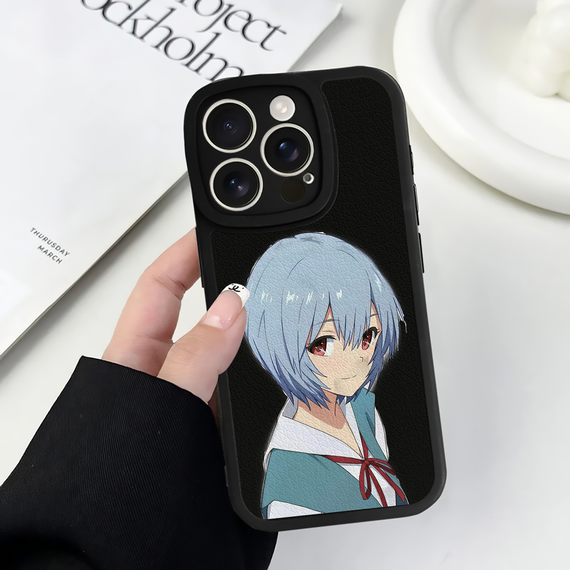 （画像用） EVA 新世紀エヴァンゲリオン 【iPhone 16シリーズ対応】シリコンスマホケース（レザー調） 材質：シリコン